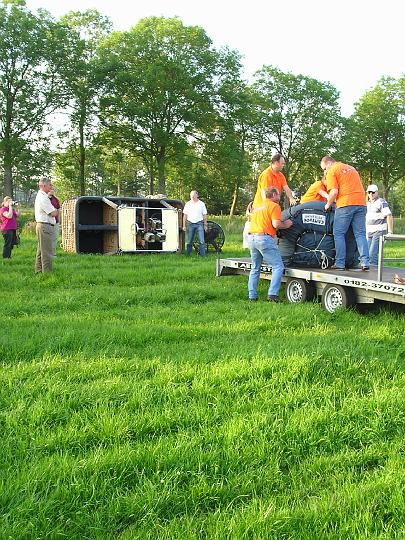 Ballonvlucht 24 mei 2007 (8).JPG